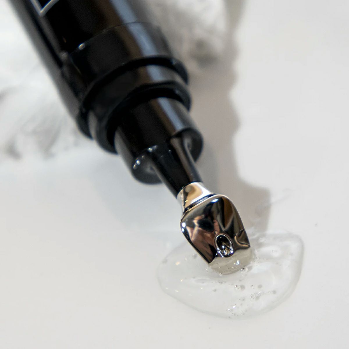 リボックス スキンスムージングセラム（Revox Skin Smoothing Serum  